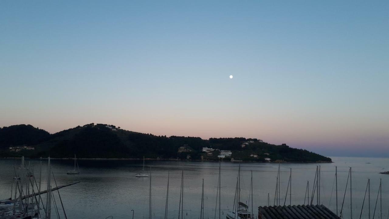 Vetti Rooms Skiathos Exterior foto